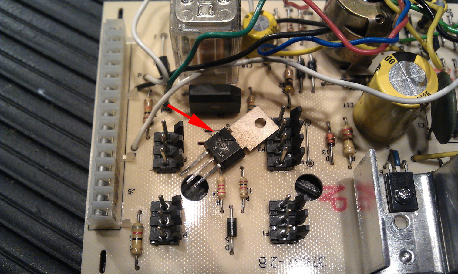 478 amplifier with blown scr_edited-1.jpg