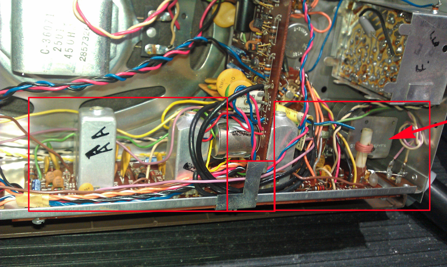 nutone 2561 am circuit board.jpg